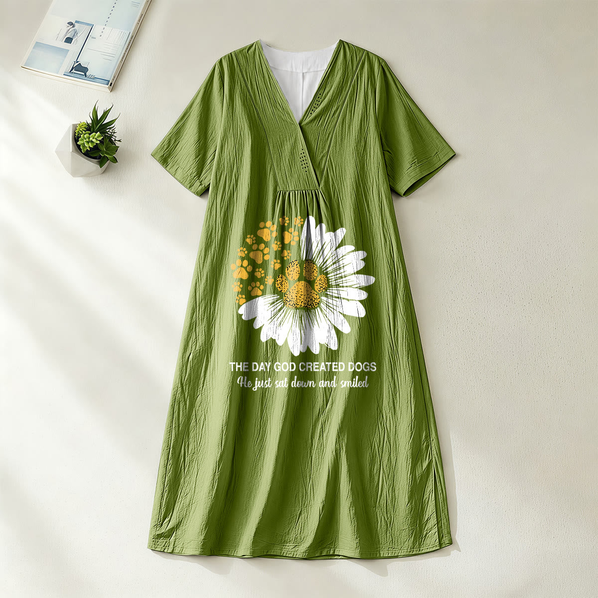 Christianartworkshop The Day God Created Dogs Daisy & Paw Print V-Neck Short Sleeve Midi Dress