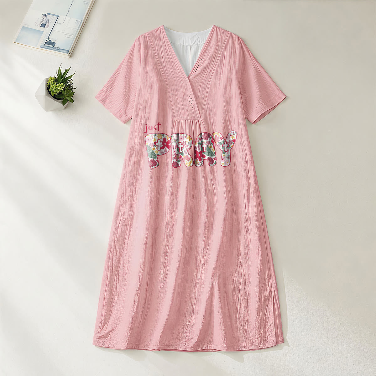 Christianartworkshop Floral & Cross Pattern "Just Pray" Statement V-Neck Short Sleeve Midi Dress