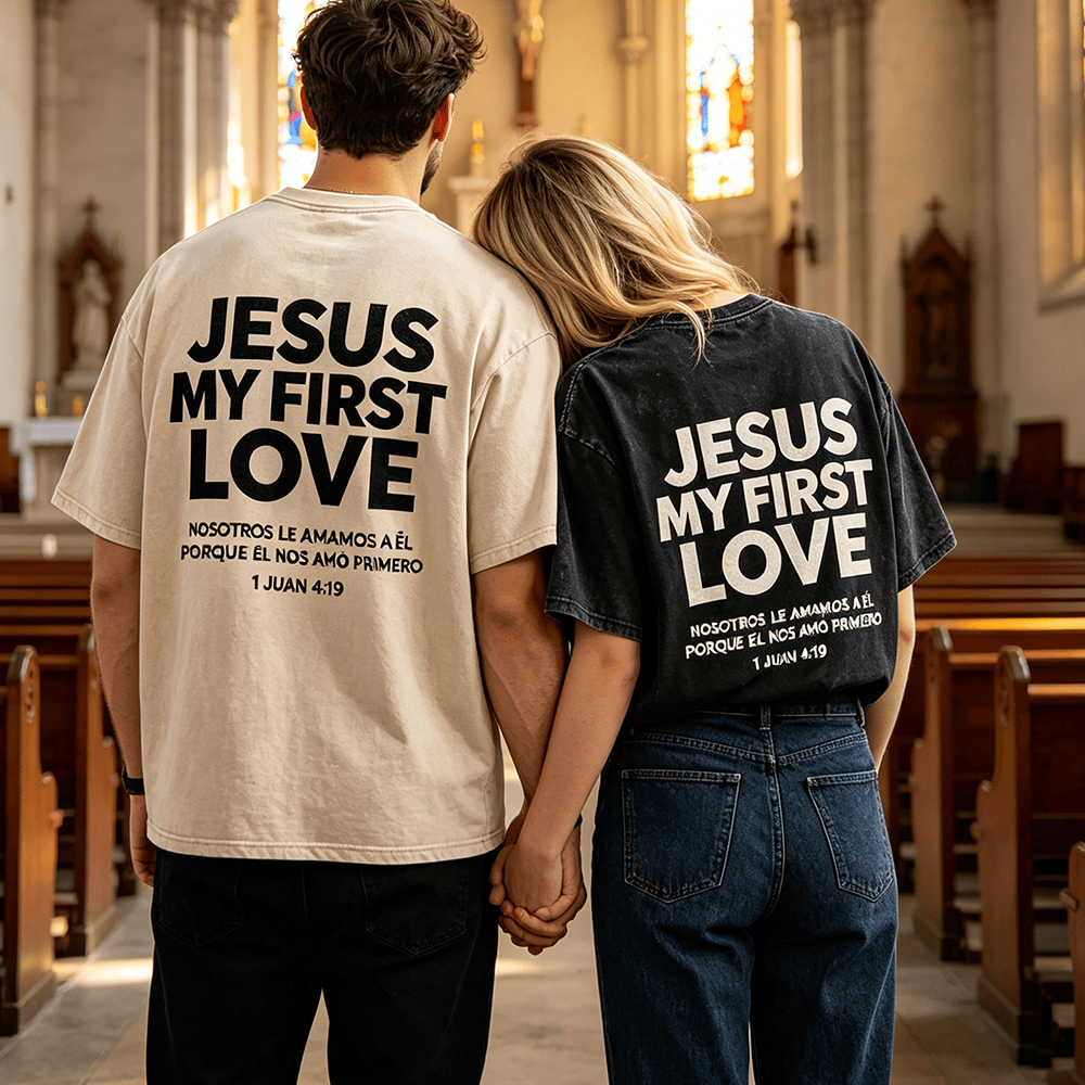 Christianartworkshop Jesus My First Love Spanish Verse 1 Juan 4:19 Matching Couple Back Print Vintage Washed Unisex T-Shirt