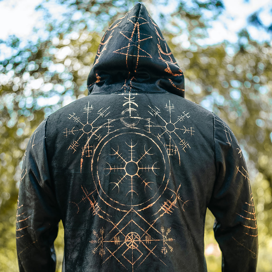 The Stave Cloak
