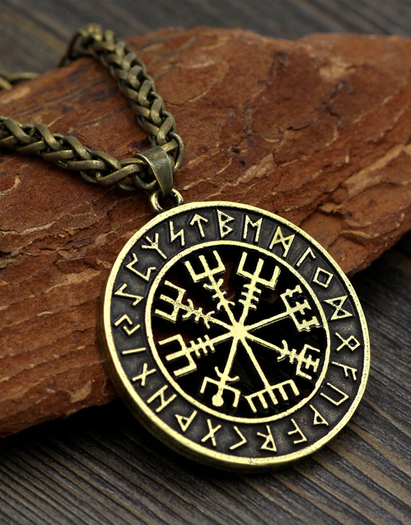 Nordic Viking Lunavenodin Logo Compass Pendant Necklace