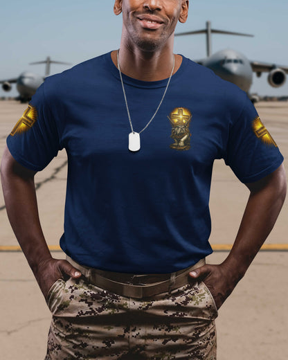 A Marine's Duty Never Ends Only His Battlefield Changes T-Shirt