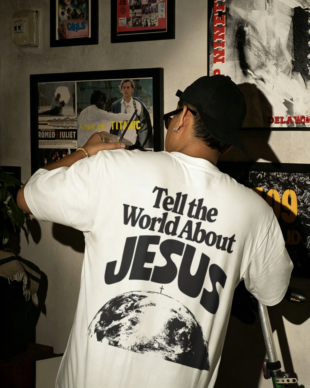 Tell The World About Jesus Printed Men's T-shirt