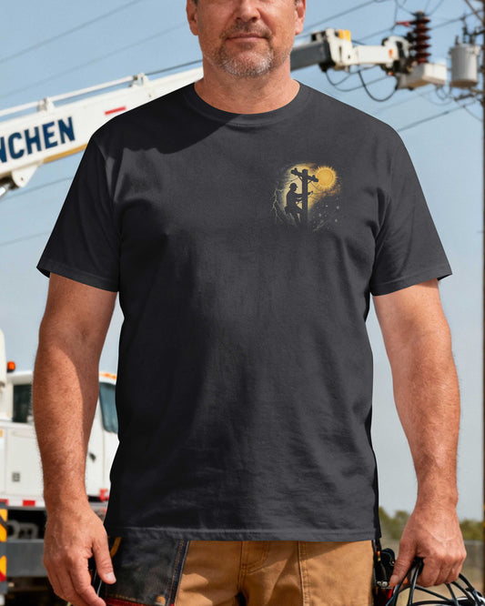 Retired Lineman I Faced The Storms Now Christ Keeps Me Home T-Shirt