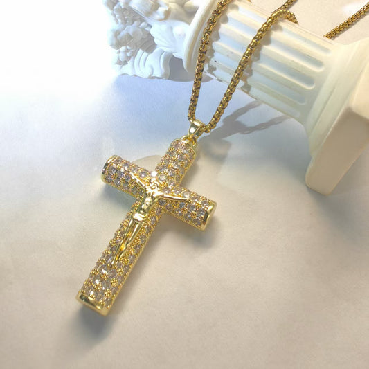 Cross Diamond-studded Cuban Chain Necklace