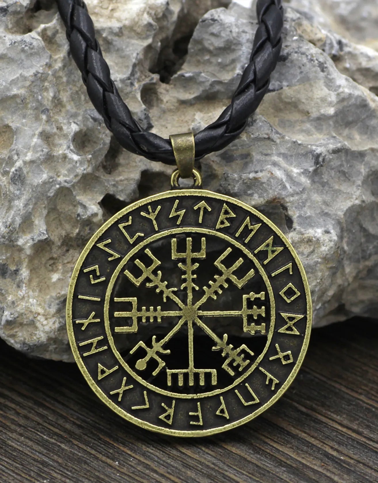 Nordic Viking Lunavenodin Logo Compass Pendant Necklace