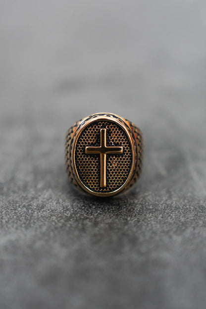 Risen Savior Ring- Gold