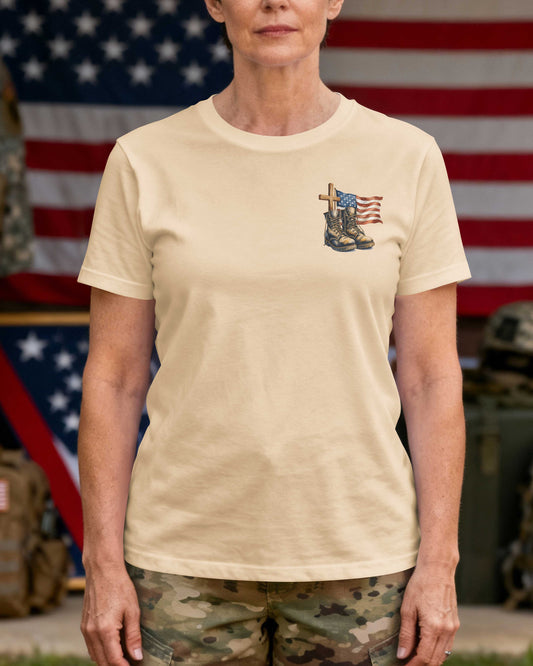 I Am A Female Veteran I Served With Honor And I Walk With Christ T-Shirt