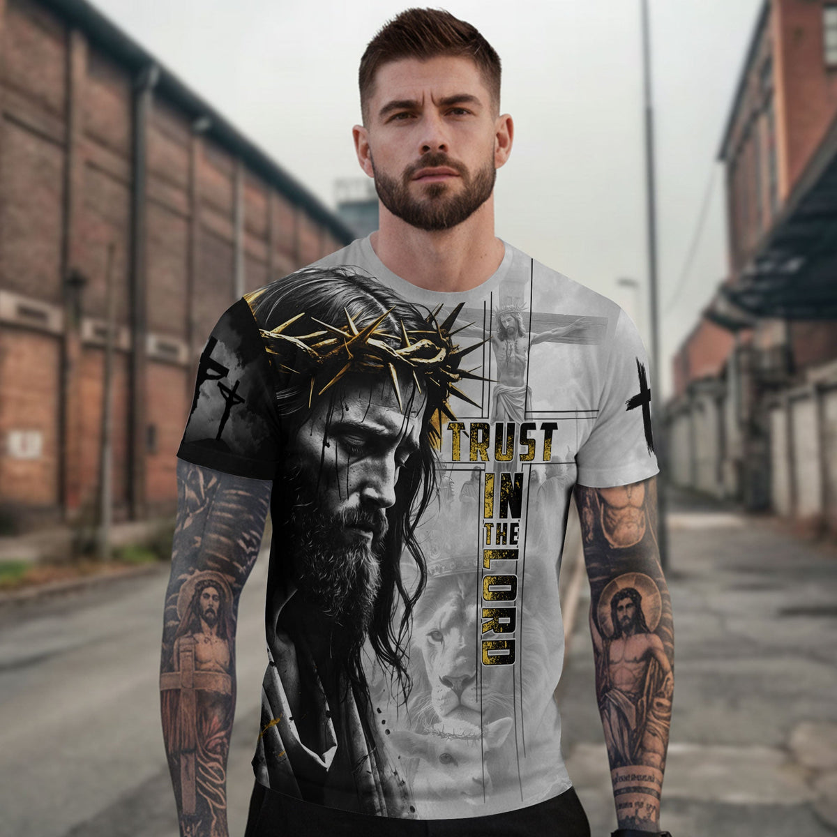Trust In The Lord Crown of Thorns Lion and Lamb Christian T-Shirt